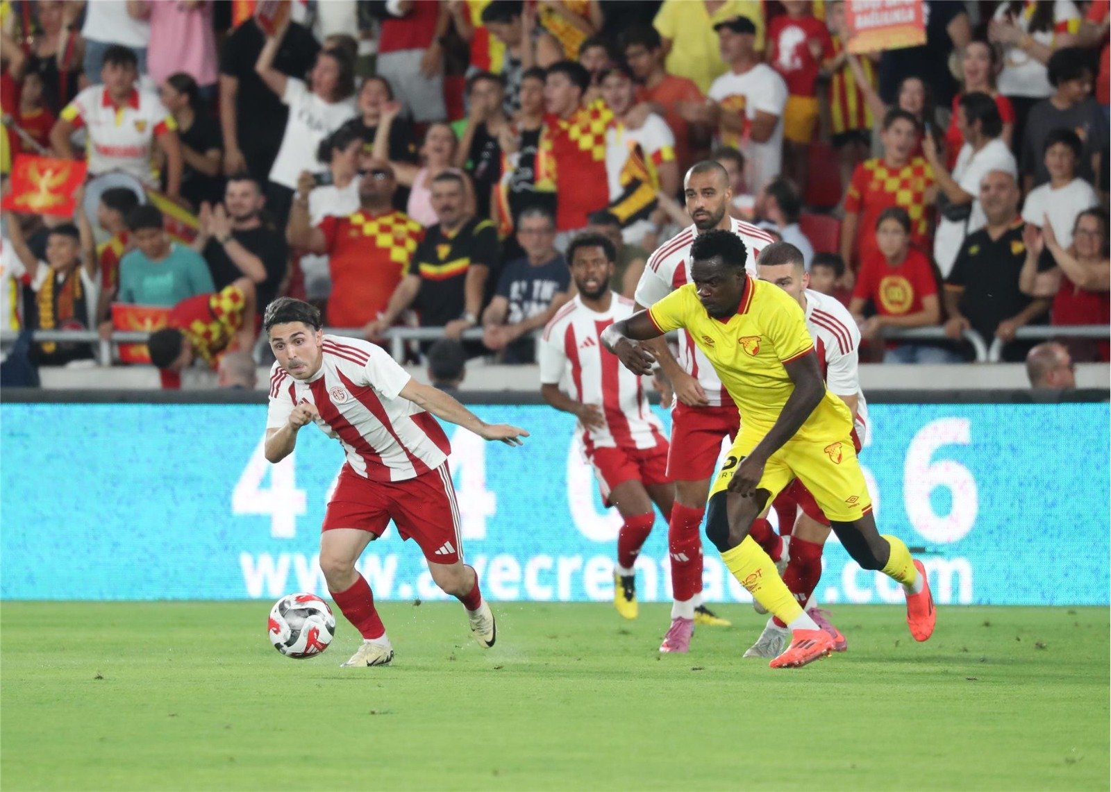 Goztepe Antalyaspor Foto 5