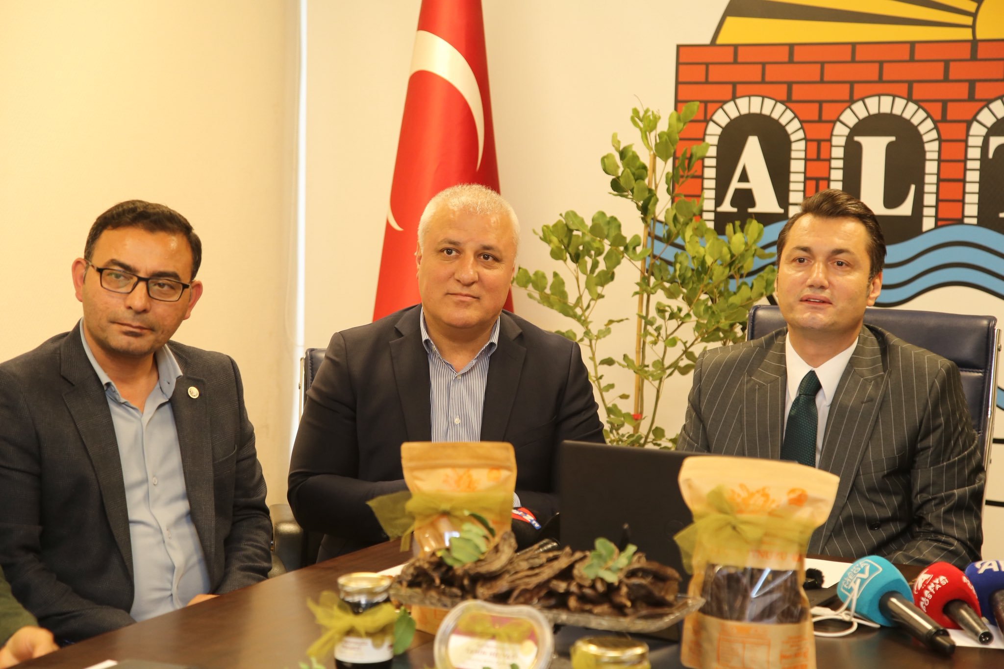 H E5Z0 K G X Q A A D U Pd