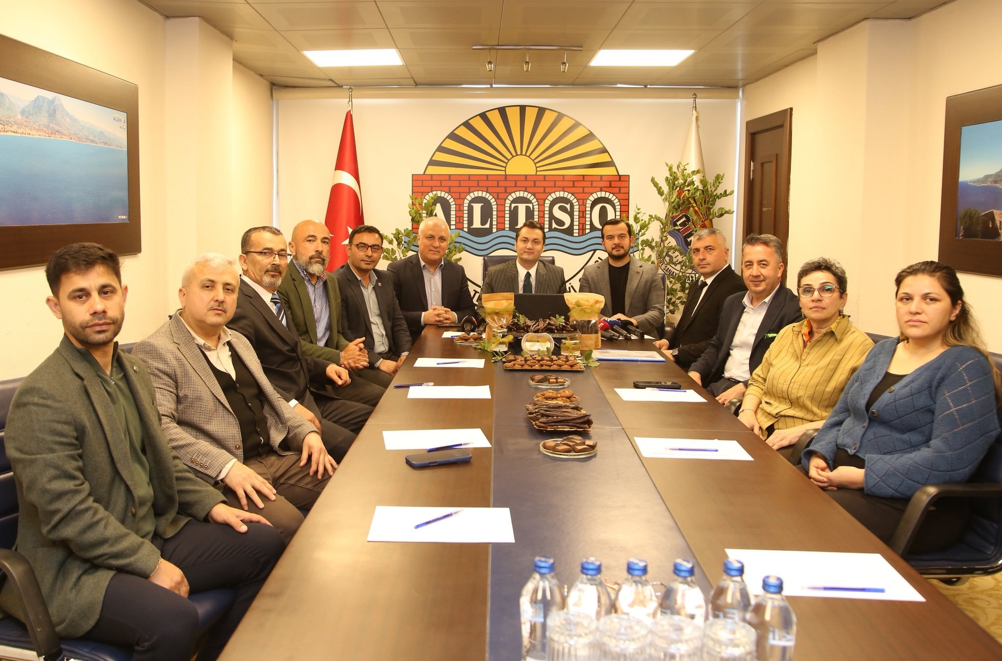 H E5Z0 Ksa Y A A J T O D