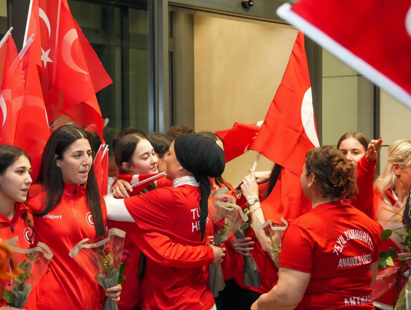 H H F3H Y Ya M A A O77