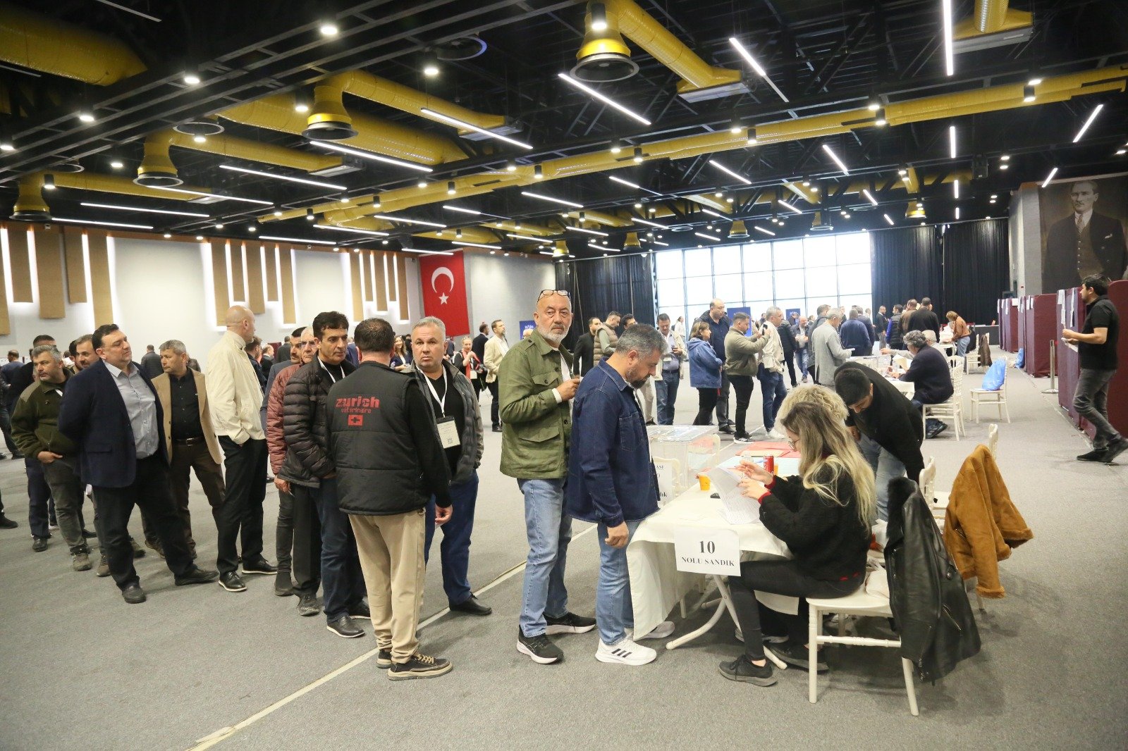 I H R A C A T C I L A R I N R E N K L I S E C I M H E Y E C A N I 1252708 372767