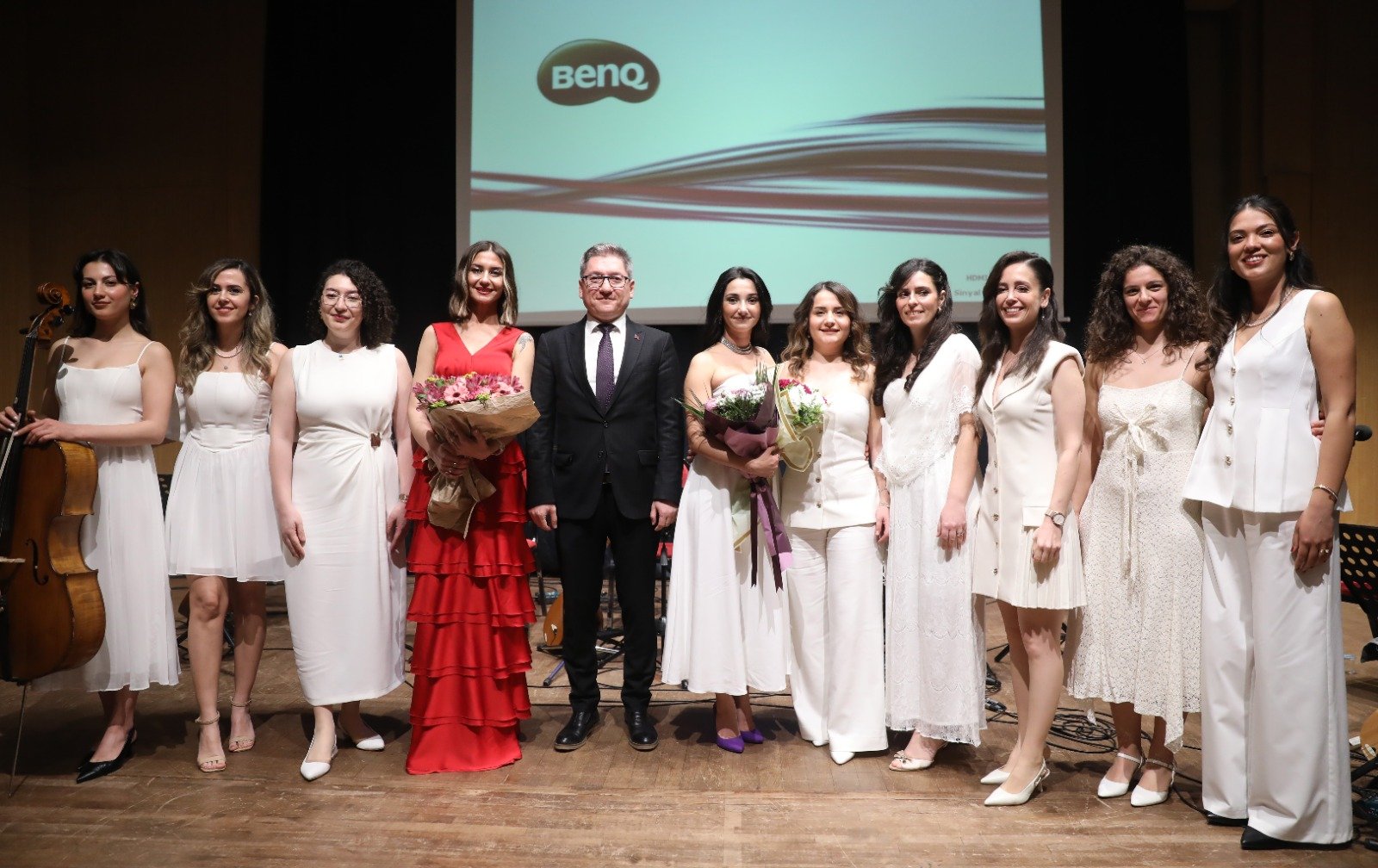 K A D I N K A D I N A T U R K U L E R K O N S E R I N E Y O G U N 1247669 371183