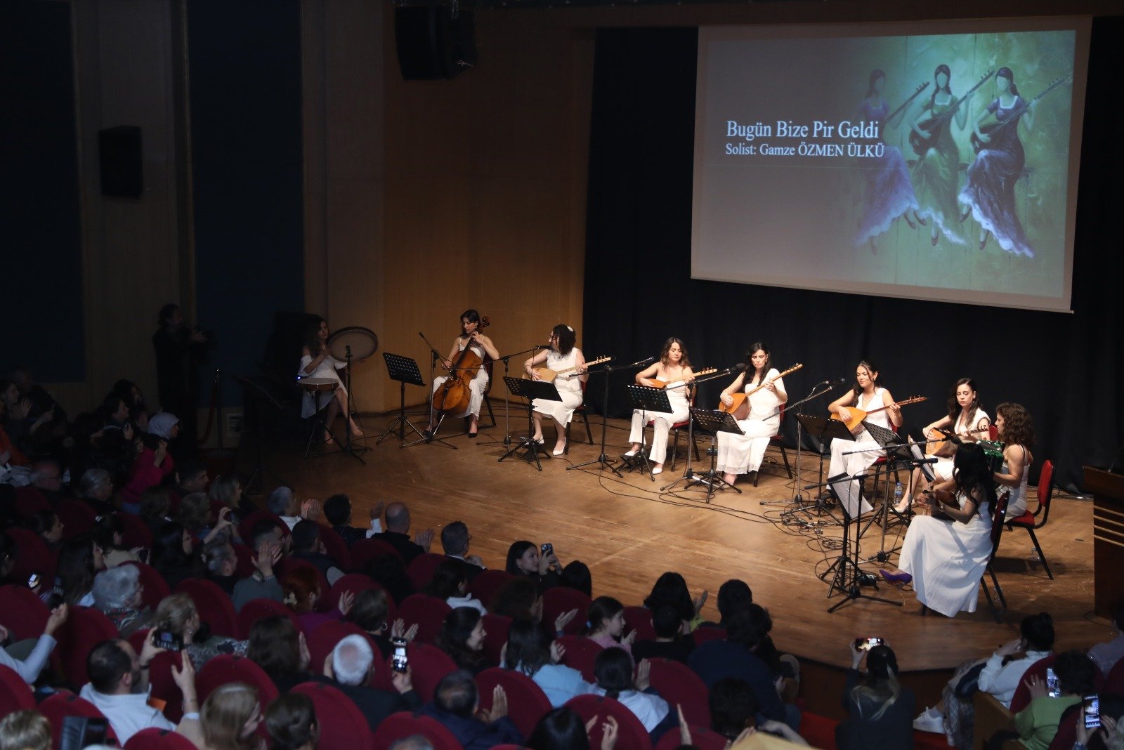 K A D I N K A D I N A T U R K U L E R K O N S E R I N E Y O G U N 1247670 371183