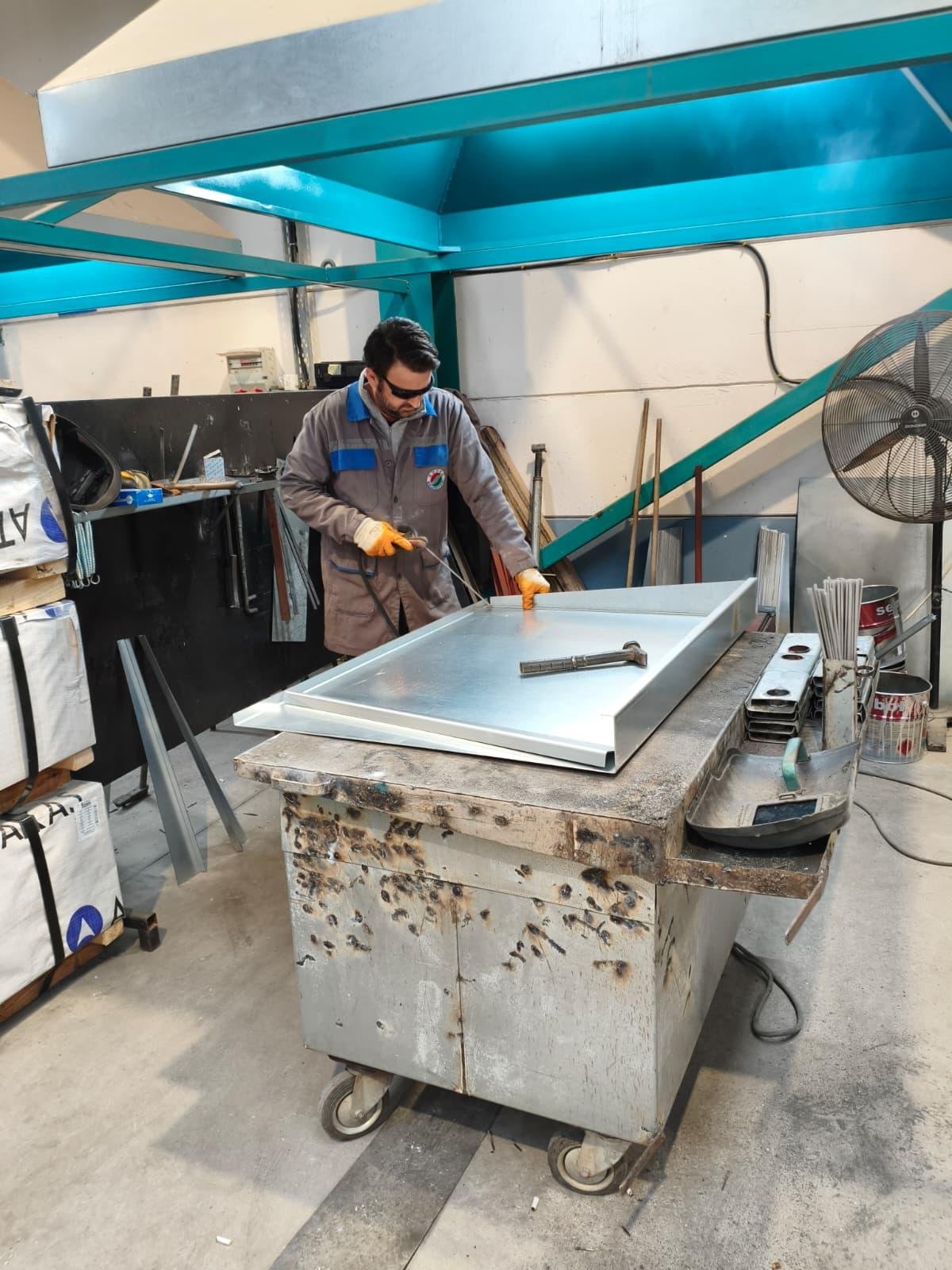 Kepezde Kurban Bayrami Oncesi Cop Konteyneri Seferberligi 6