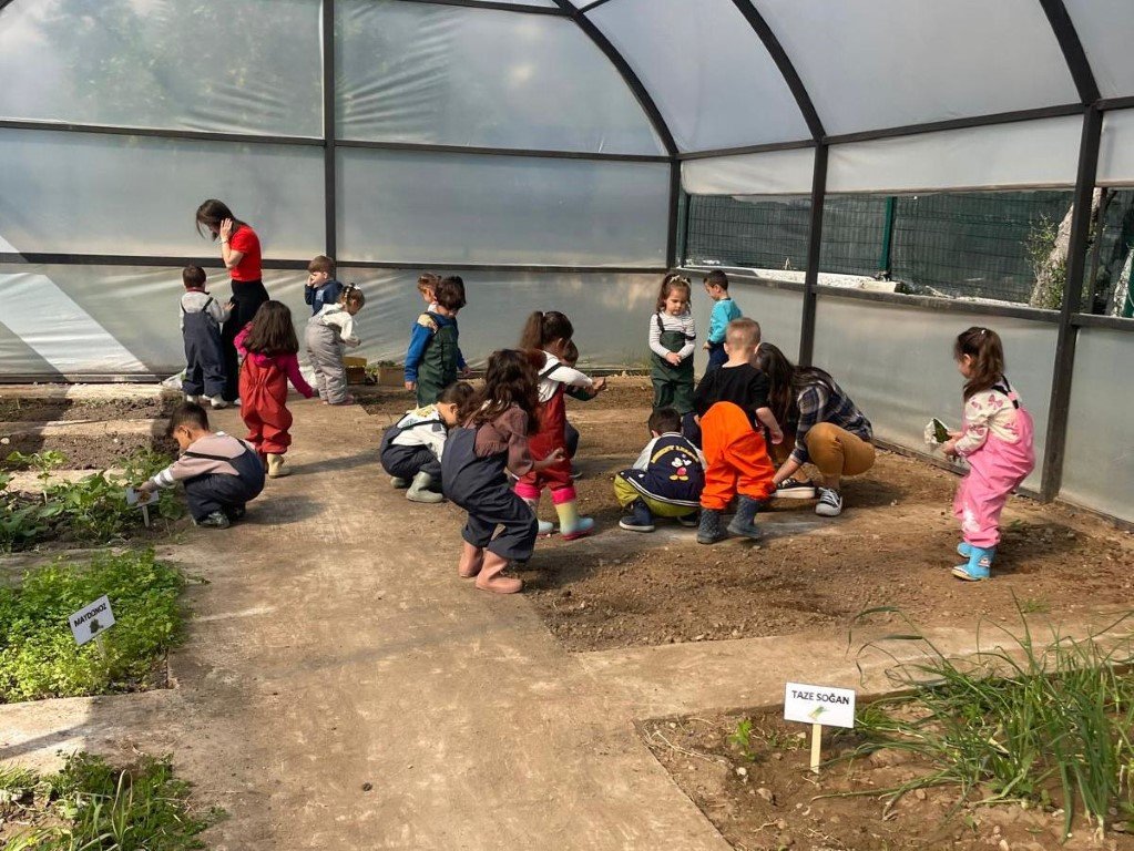 Konyaalti’nin Mi̇ni̇kleri̇ Tohumlari Toprakla Buluşturuyor (5)