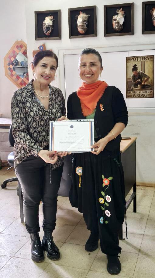 M A S A L L A S E R A M I K D E R S I 1271970 378593