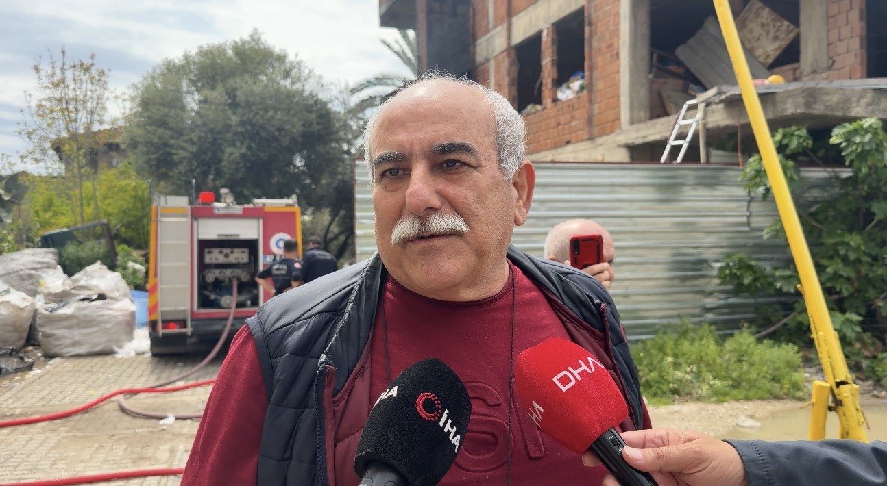 M E T R U K B I N A Y A N G I N I S O N R A S I M U H T A R D A N R 1252517 372703