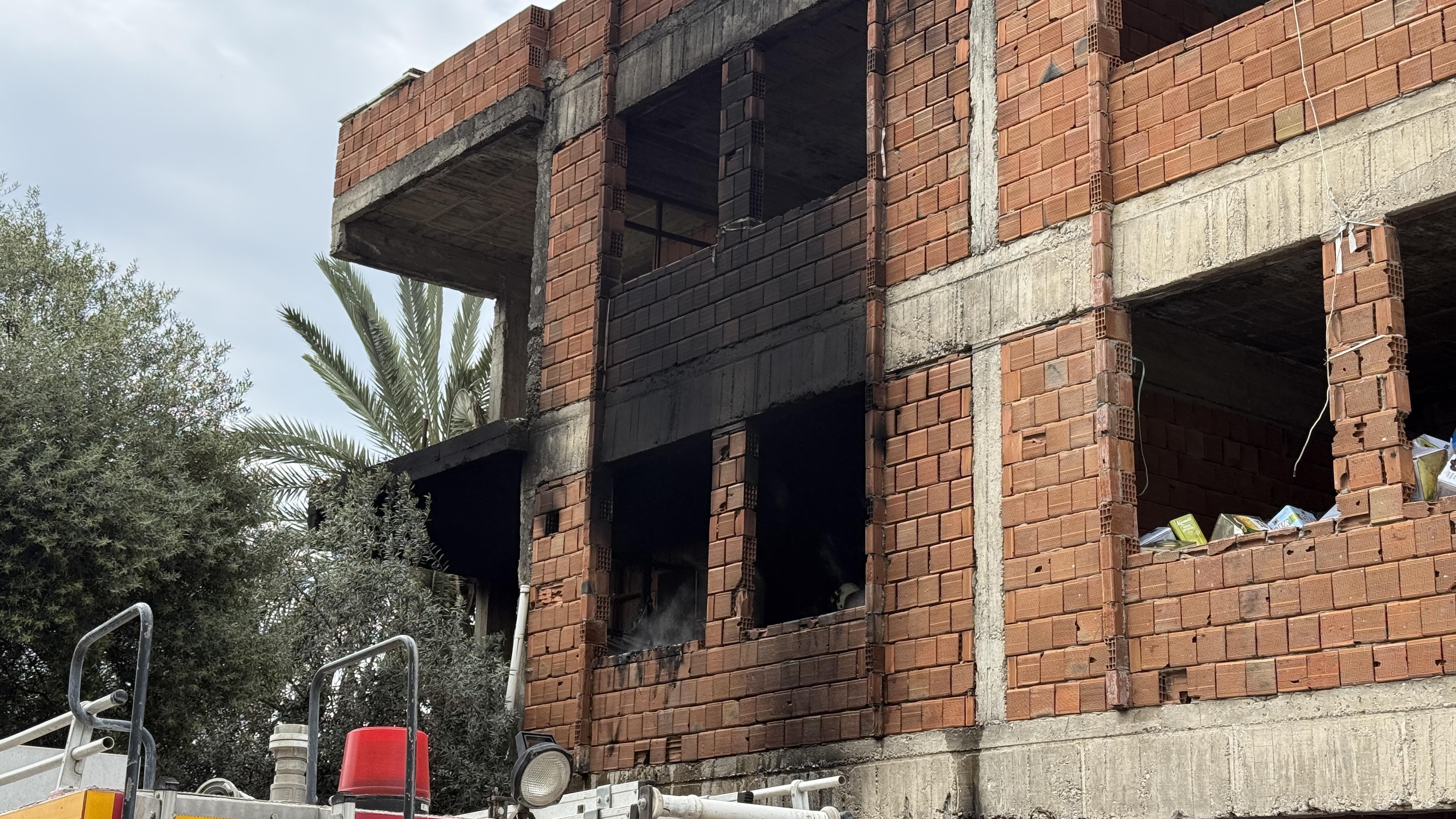 M E T R U K B I N A Y A N G I N I S O N R A S I M U H T A R D A N R 1252519 372703