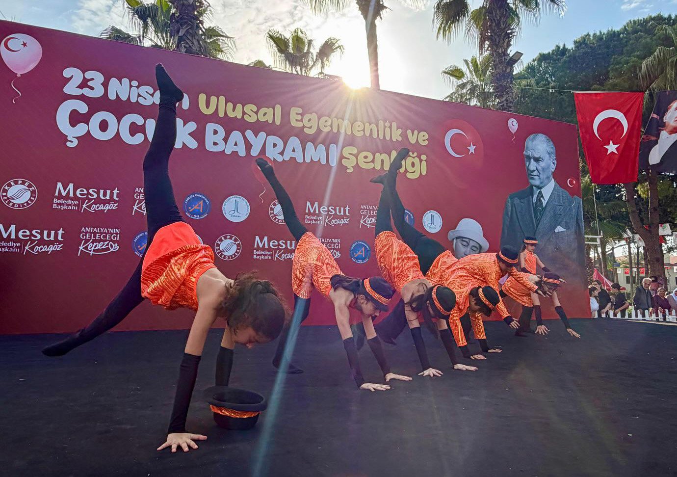 M I M A R S I N A N A K A D E M I’ D E N 23 N I S A N S E N L I K L 1281094 381181