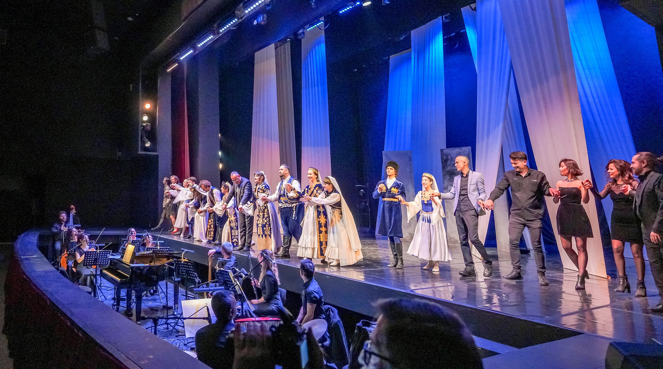 N E F E S M U Z I K S E V E R L E B U L U S T U 1239570 368727