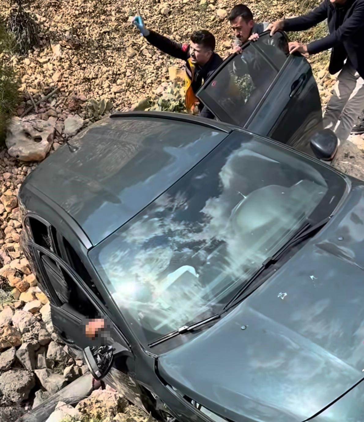 O T O M O B I L S A R A M P O L E D U S T U 1 O L U 3 Y A R A L 1252027 372552