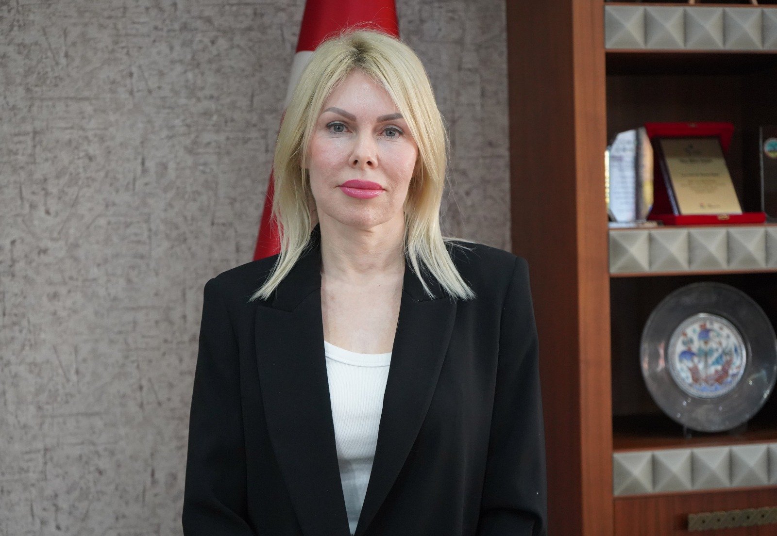 P R O F. D R. O Z K A N C U M H U R B A S K A N I E R D O G A N’ D 1272274 378680