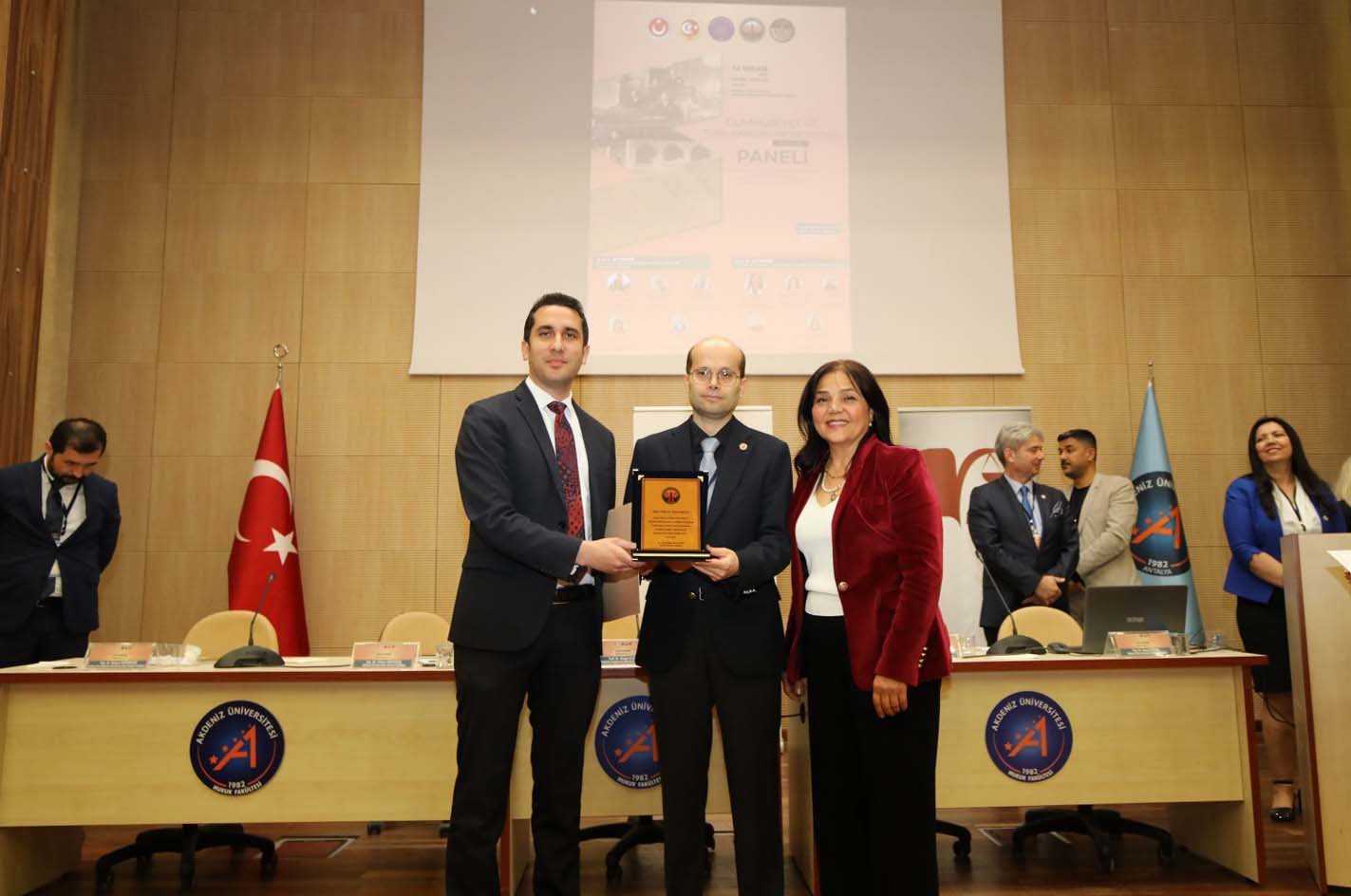 T U R K M E D E N I K A N U N U P A N E L V E S E R G I P R O G R A 1260465 375083