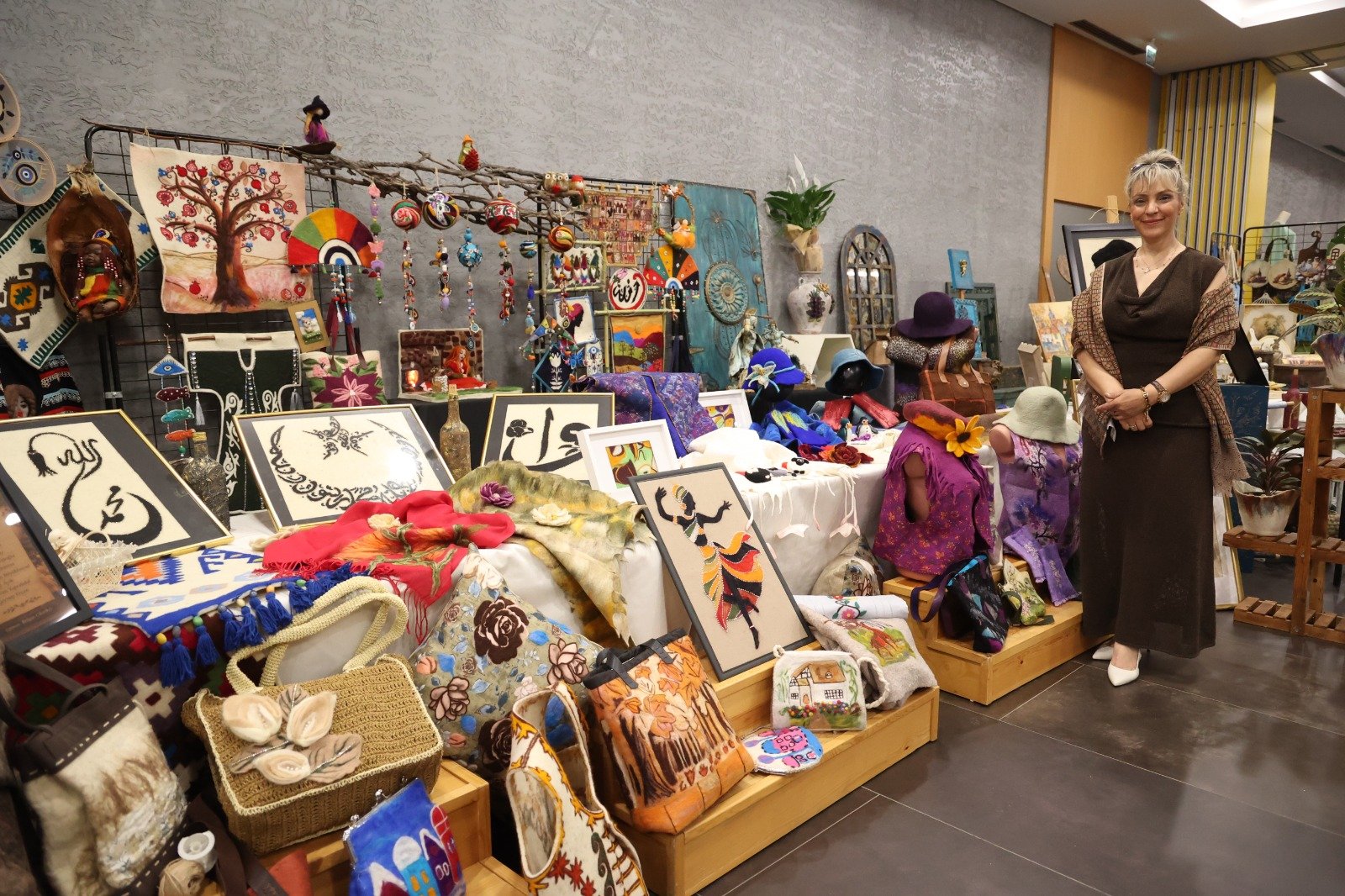 U N C A L I A T A S E M D E N Y E S I L V A T A N T E M A L I Y 1253683 373102