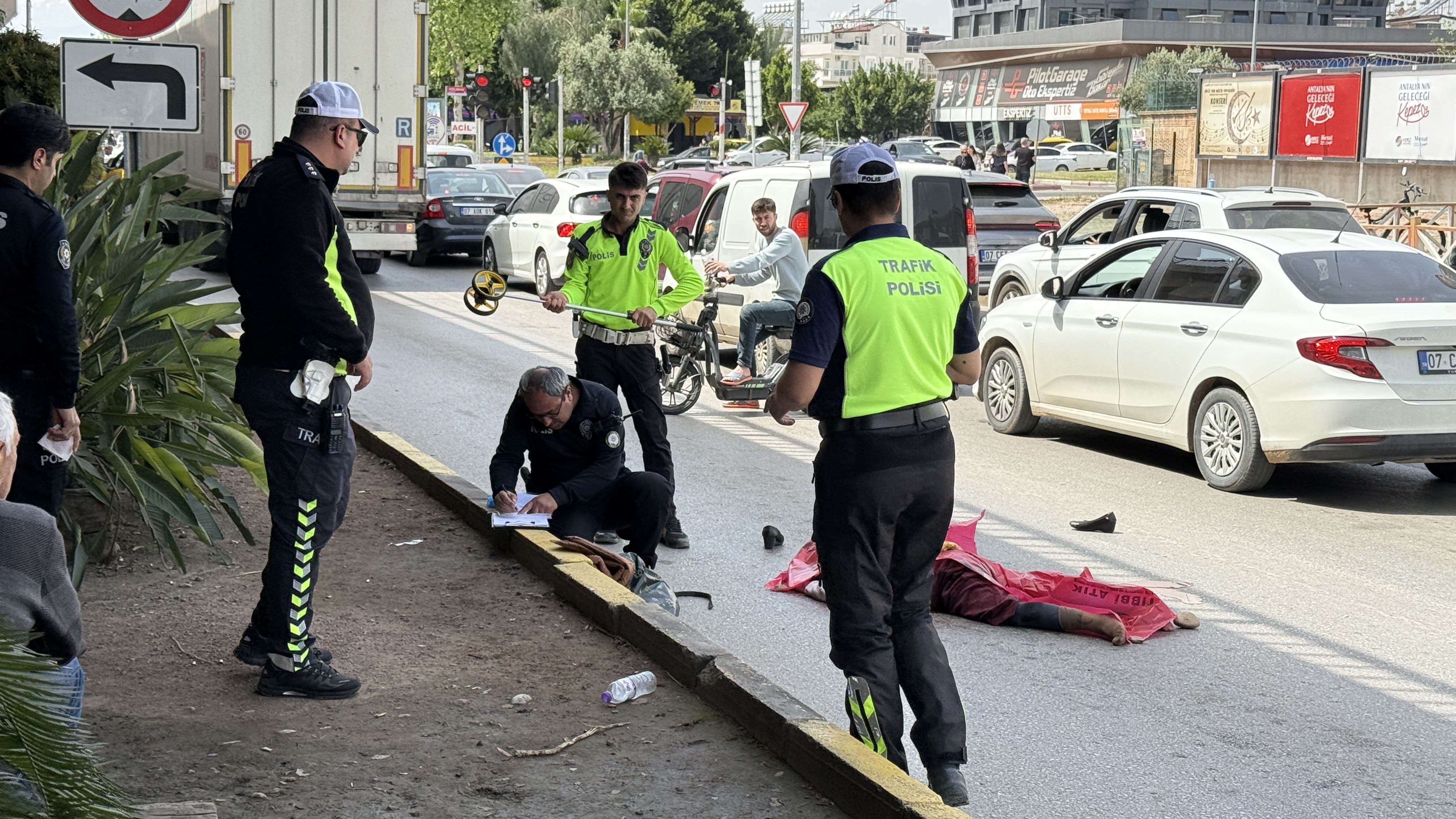 Y O L K E N A R I N D A M E N D I L S A T A R K E N T I R I N A L T 1263294 376012