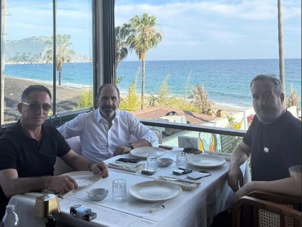 Sinan Boztepe’den kafa karıştıran paylaşım