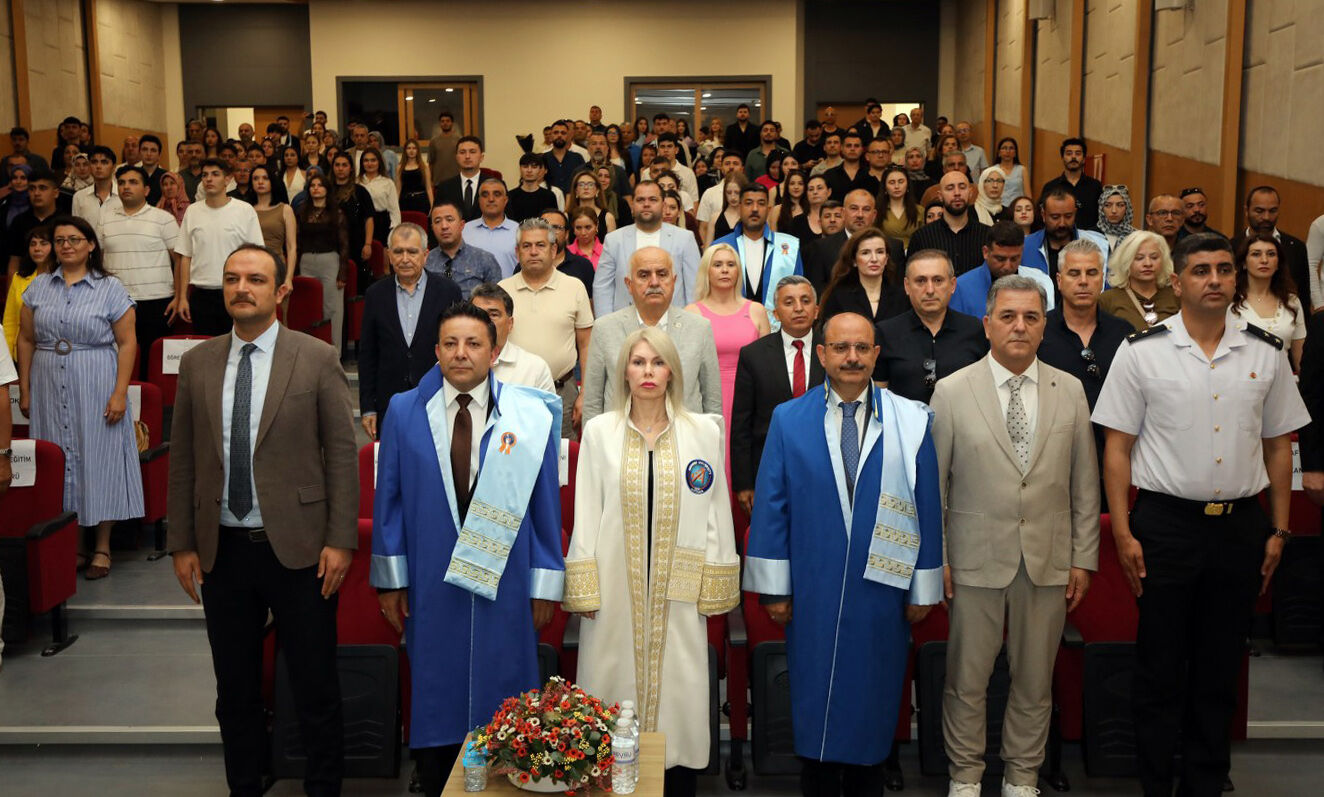 Manavgat'ta mezuniyet töreni