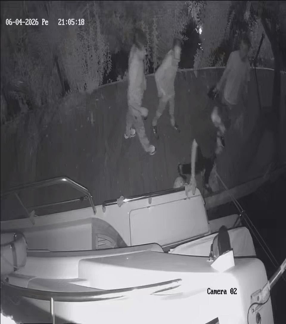 A W720575 02