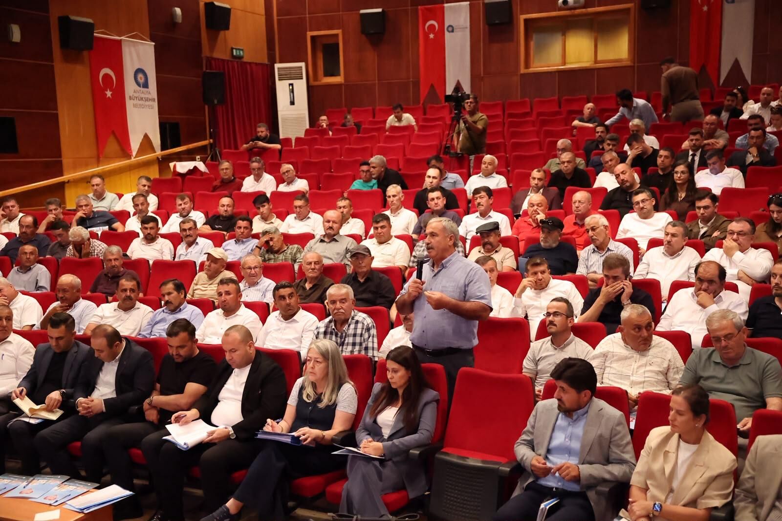 Başkan Vekili Büşra Özdemir Elmalı'da Muhtarlarla Buluştu (2)