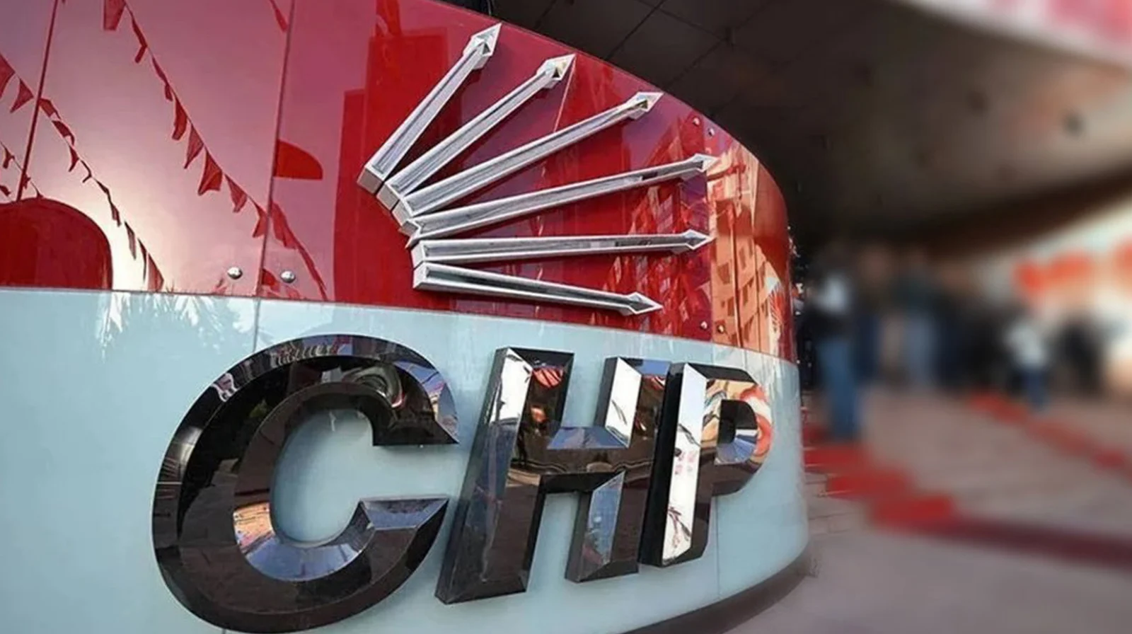 Chp Nin Yeni Golge Kabinesi Aciklandi