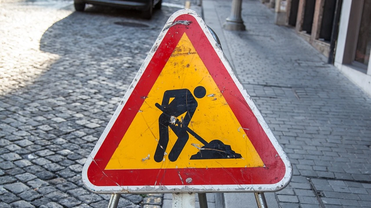 Traffic Sign 2760258 1280 1 (2)