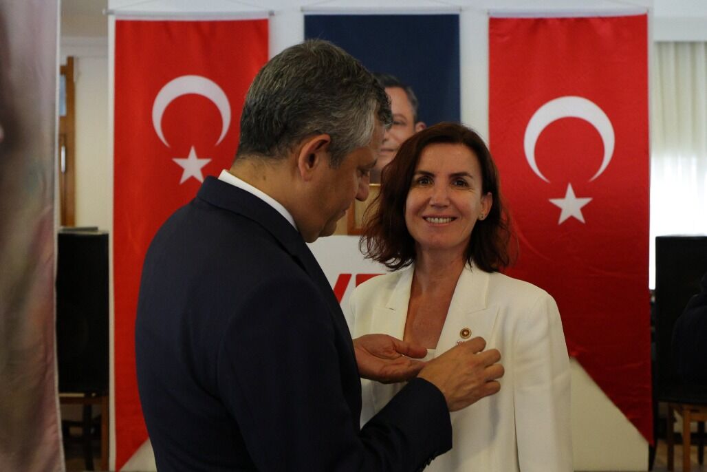 ALİYE VE ÖZGÜR