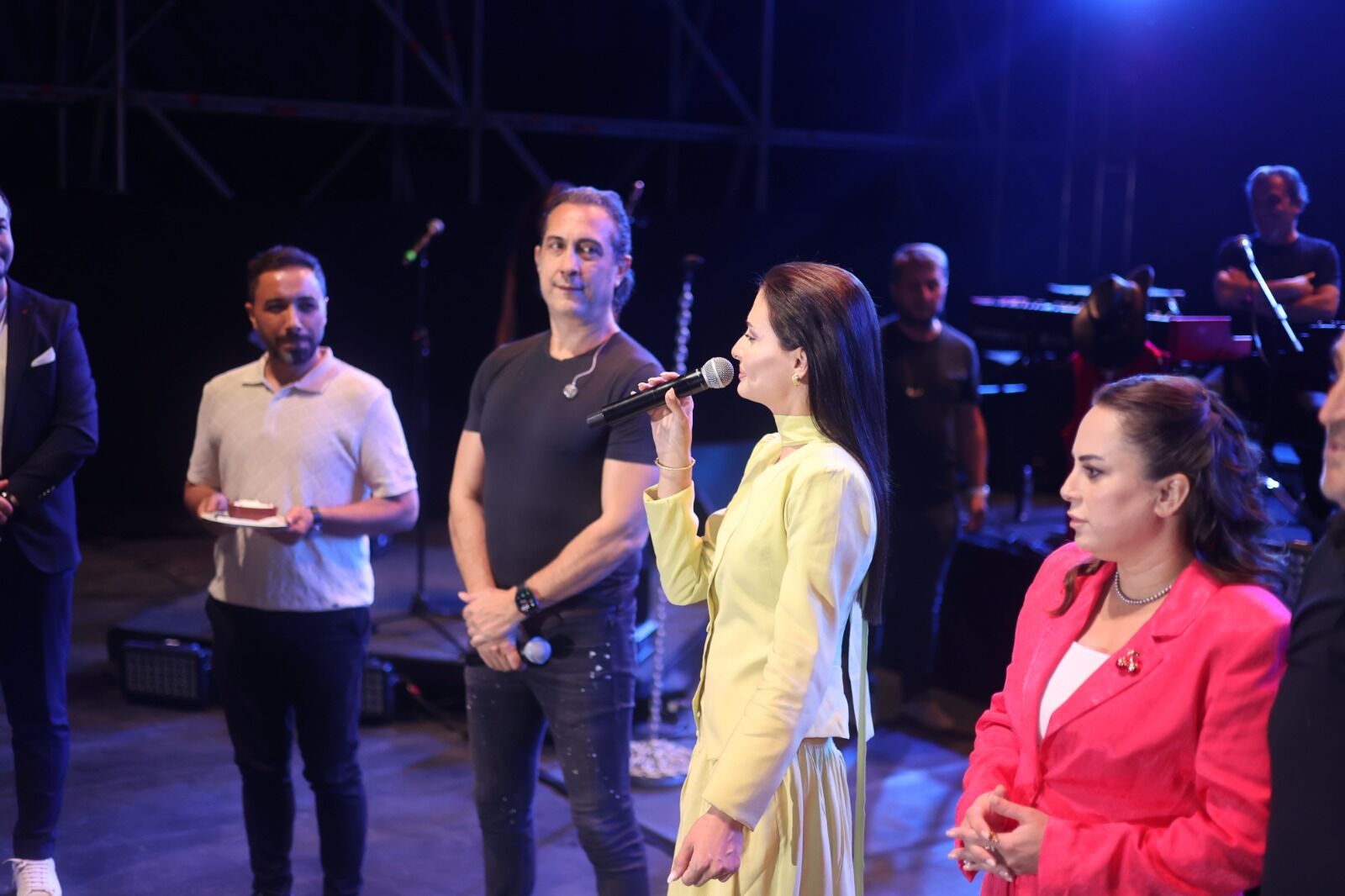 1 (3)-92