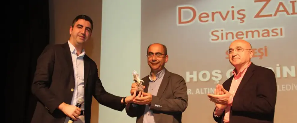 Derviş Zaim Ödül