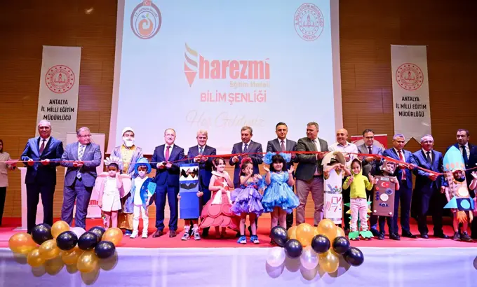 Harezmi̇ Eği̇ti̇m Şenli̇ği̇