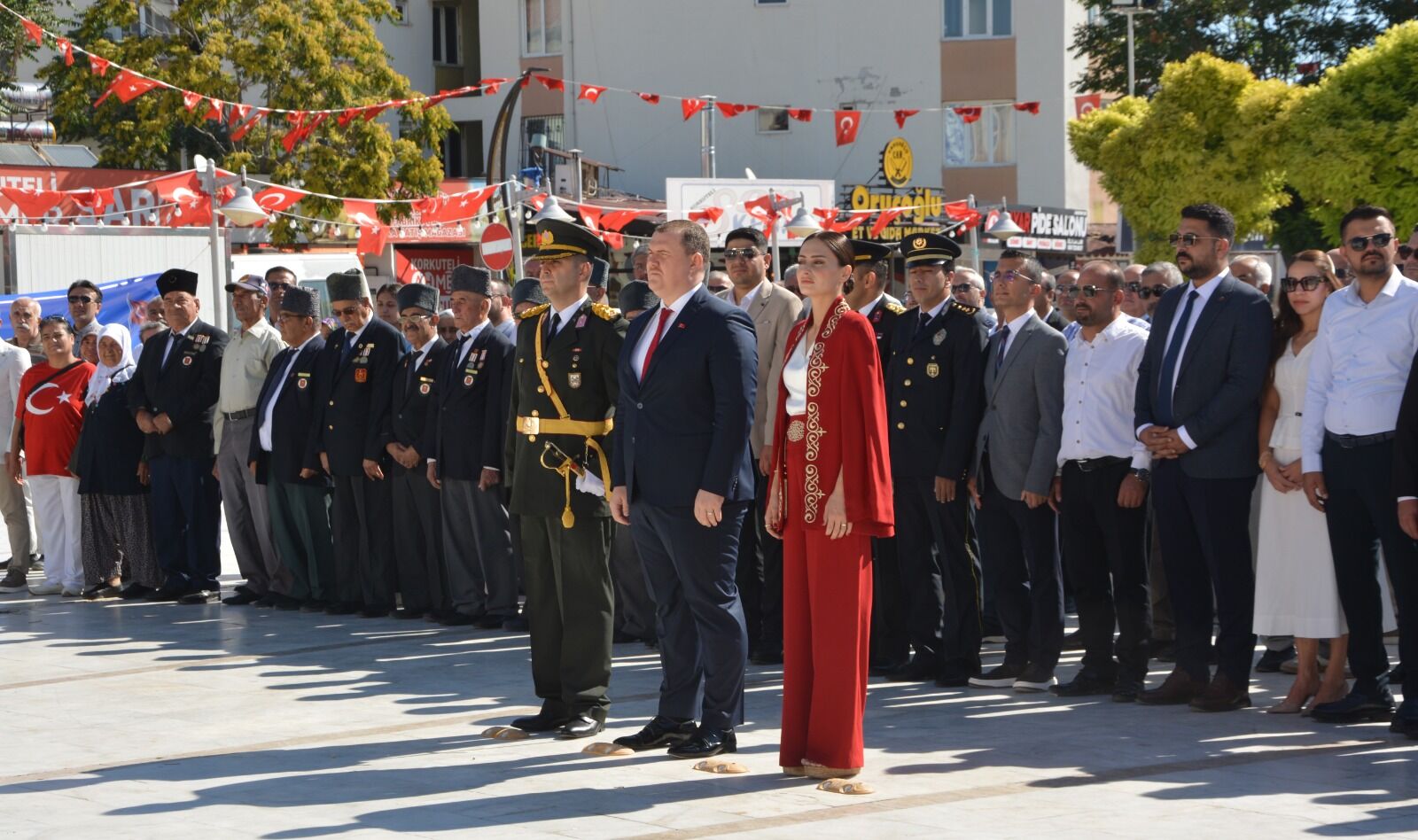 Korkuteli'de bayram coşkusu