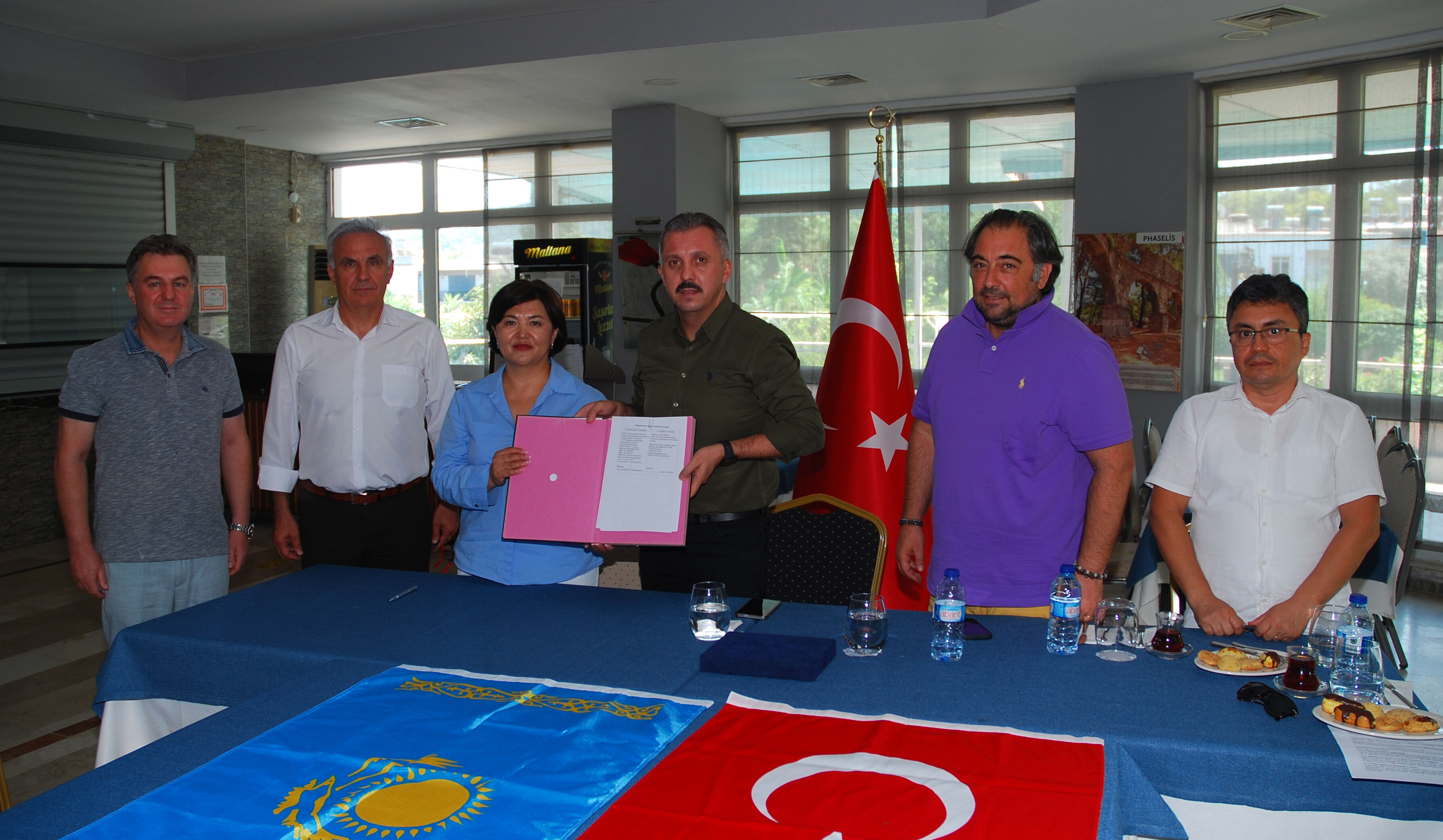 Kemer Ile Almati Arasinda Egitimde Is Bi 1452583 432118 (1)