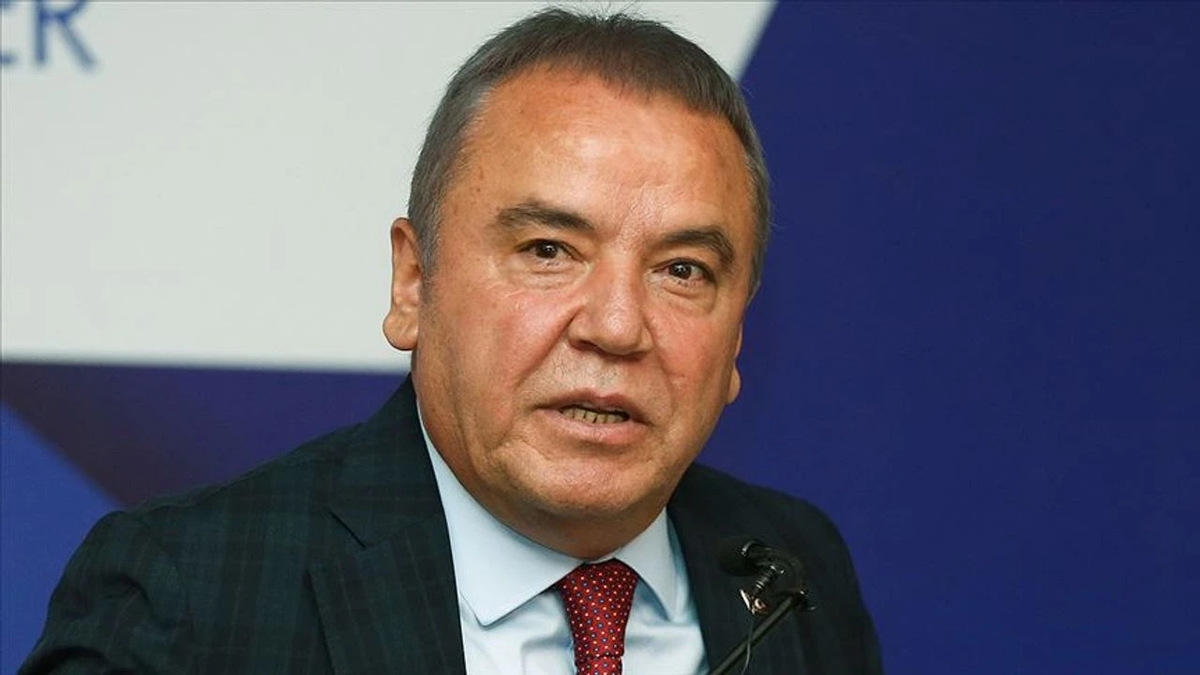Muhittin Böcek-10