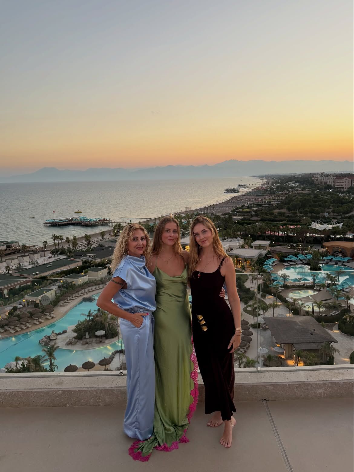 The Most Amazing Five Days With The Whole Family Invited By @Regnumthecrown 🫶🏻🥹🙏🏻 (6)