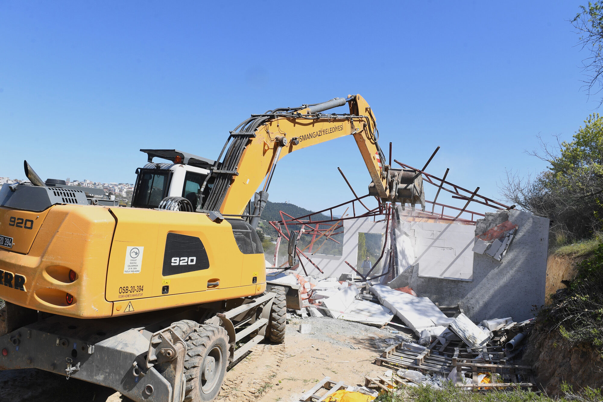 Konyaaltı’da 457 kaçak yapı için yıkım kararı