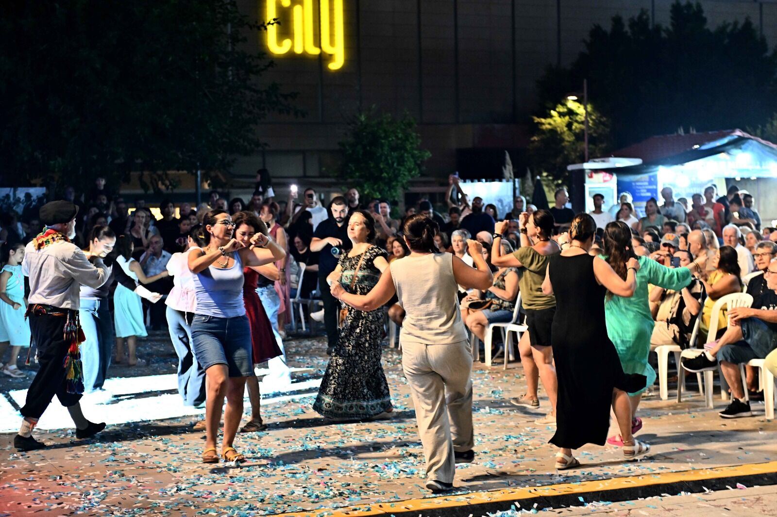 Muratpaşa'da festival başladı
