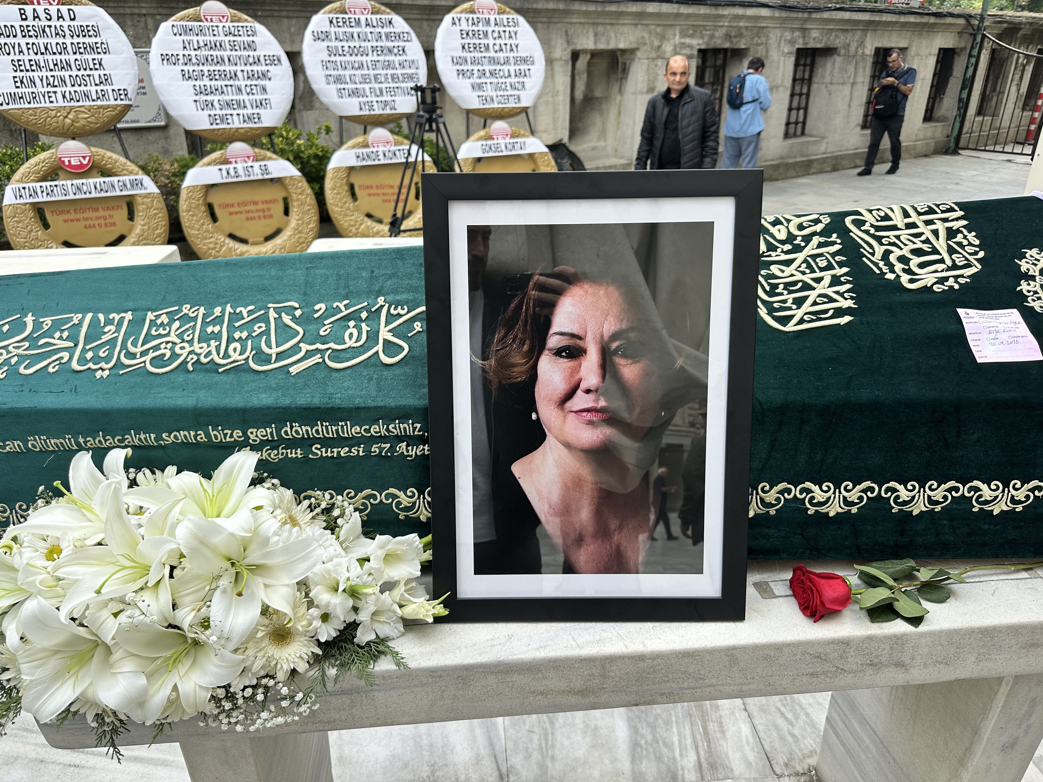 Gülsen Tuncer son yolculuğuna uğurlandı