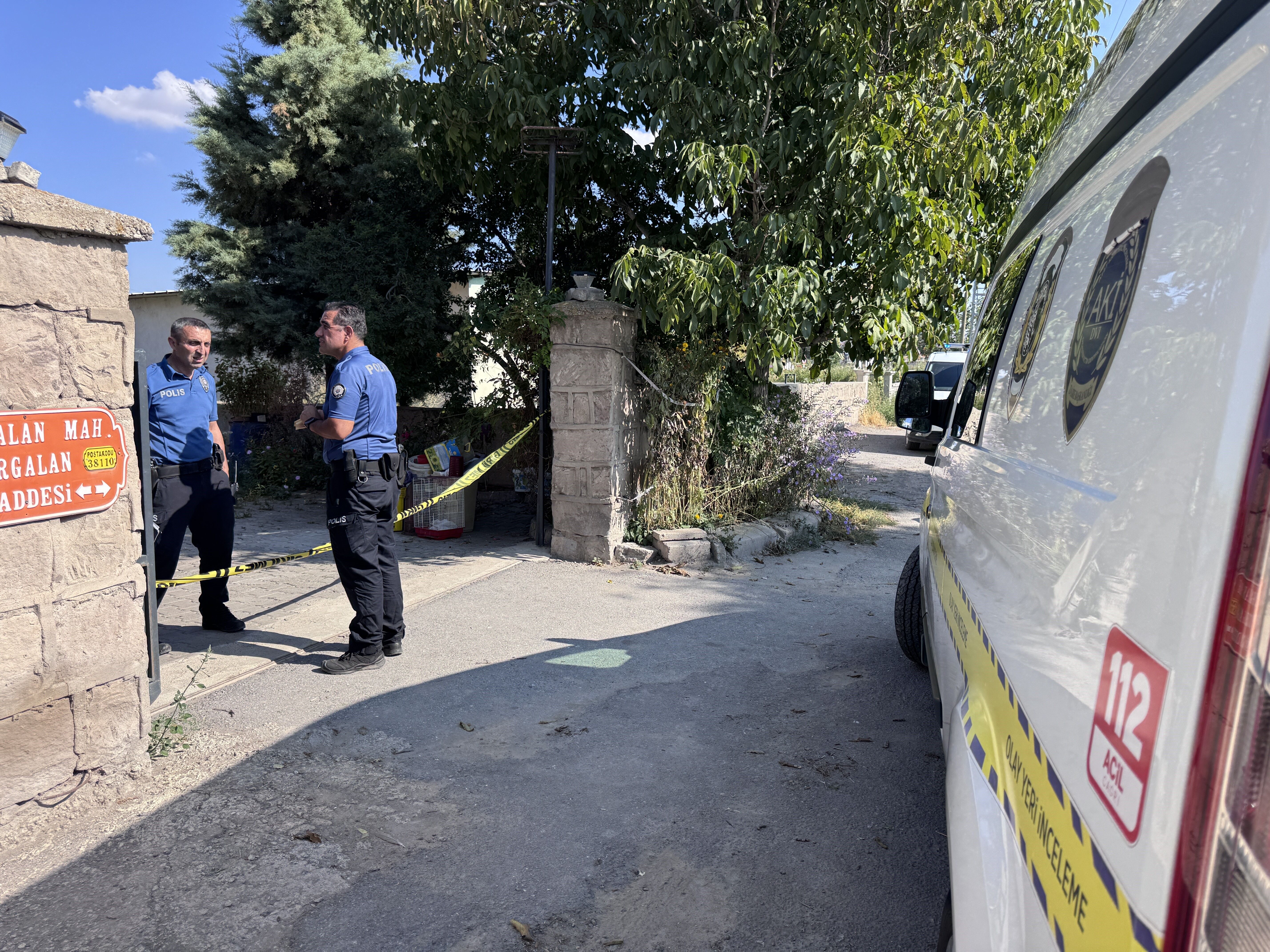 Tüfekle vurulan kadın ağır yaralandı