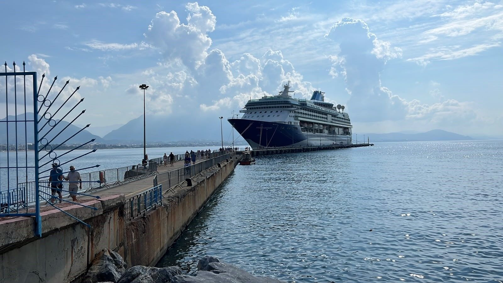 'Marella Discovery' Alanya'da