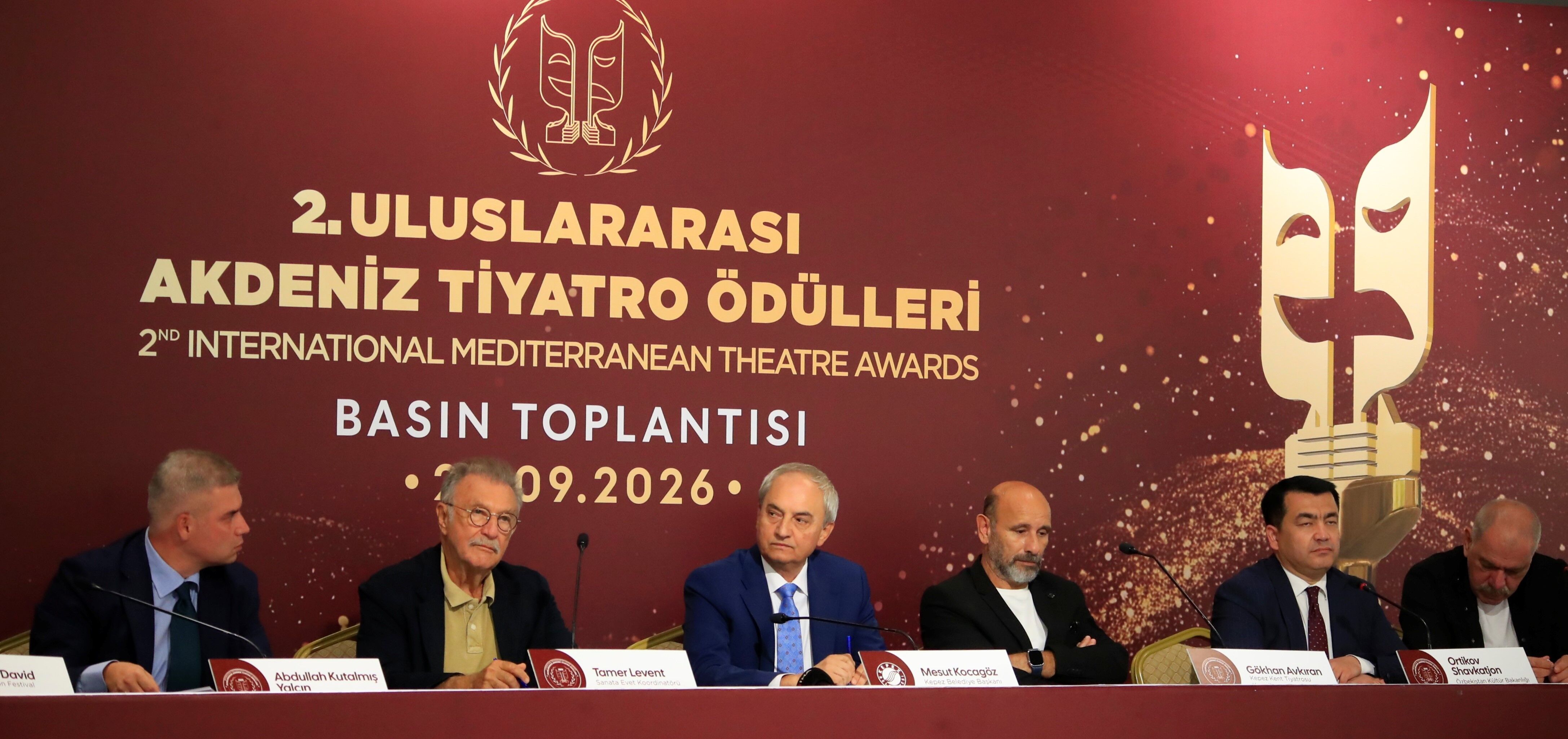 Tiyatronun kalbi Kepez'de atacak