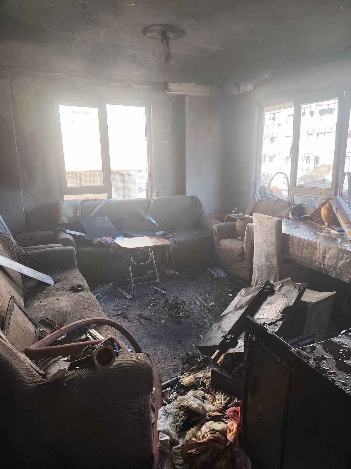 Alanya'da apartmanda yangın paniği