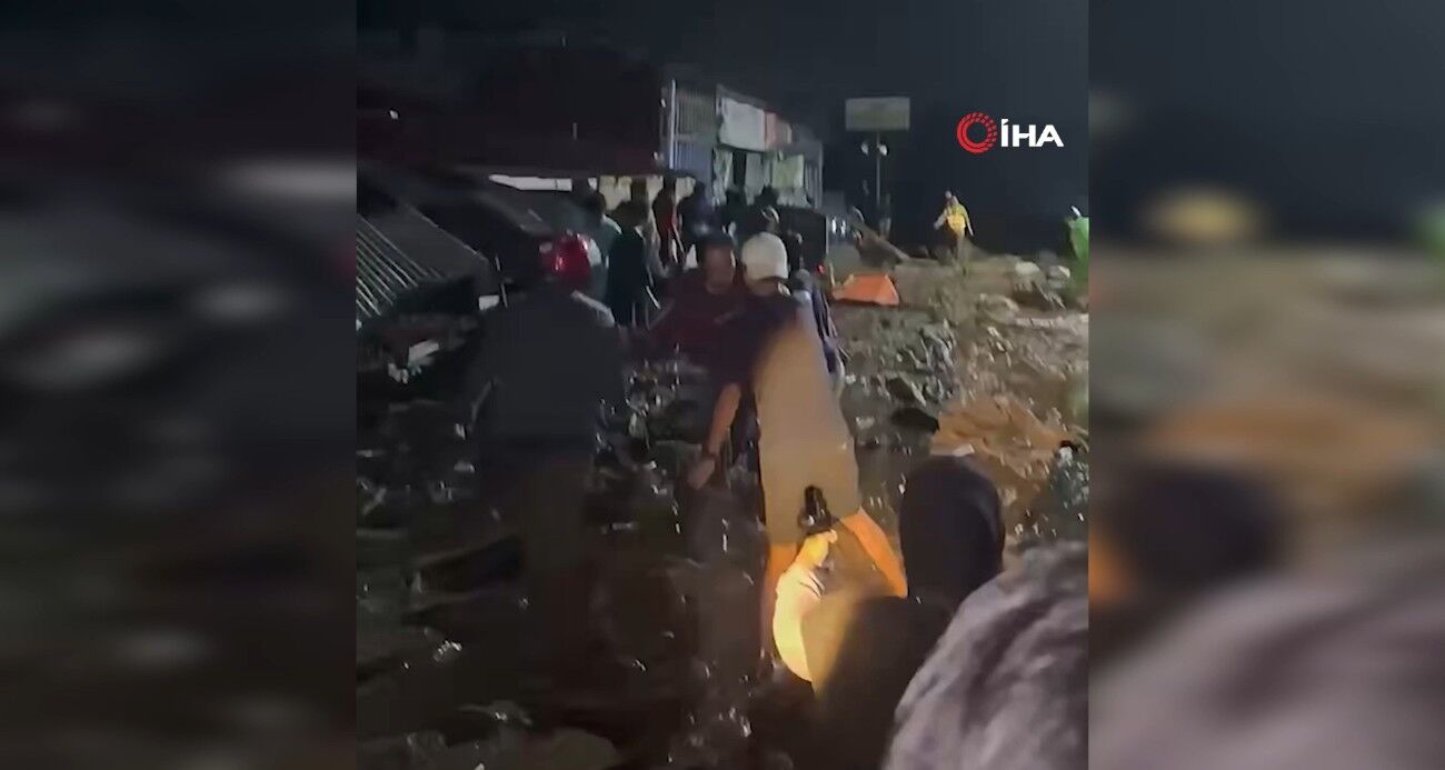 Endonezya'yı sel vurdu: 1 ölü, 4 yaralı