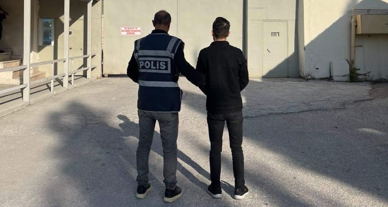 'Adınıza kredi çekildi' dedi, 6 bilezik ve altınları aldı