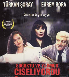 Soğuktu Yağmur Çi̇seli̇yordu