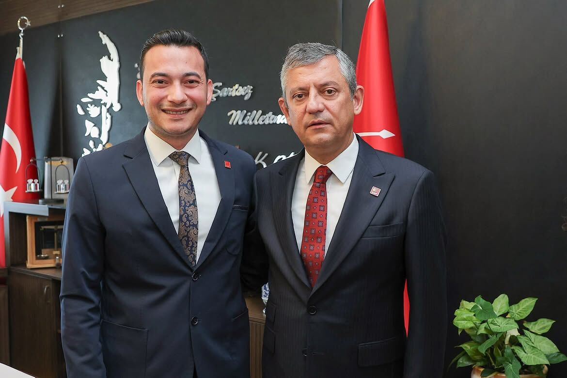 Yolu Açıyoruz, İktidara Yürüyoruz! Hep Birlikte Başaracağız!