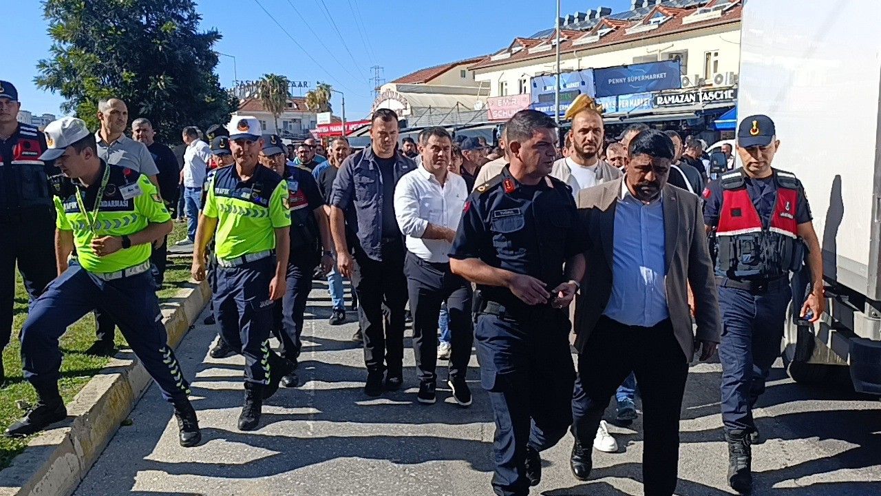 Manavgat'ta esnaftan marka avukatlarına protesto