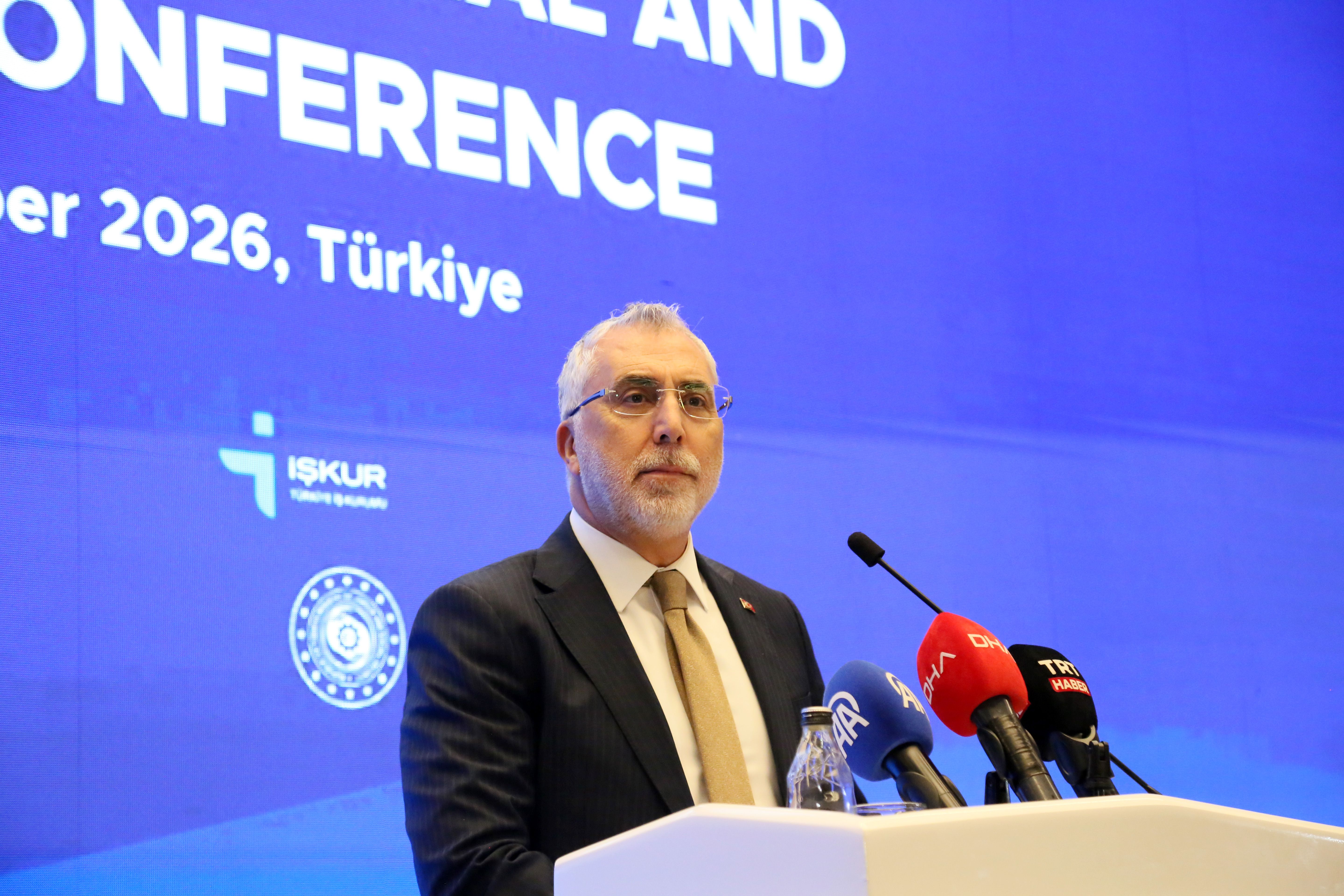 Gençlere 472 milyar liralık dev kaynak