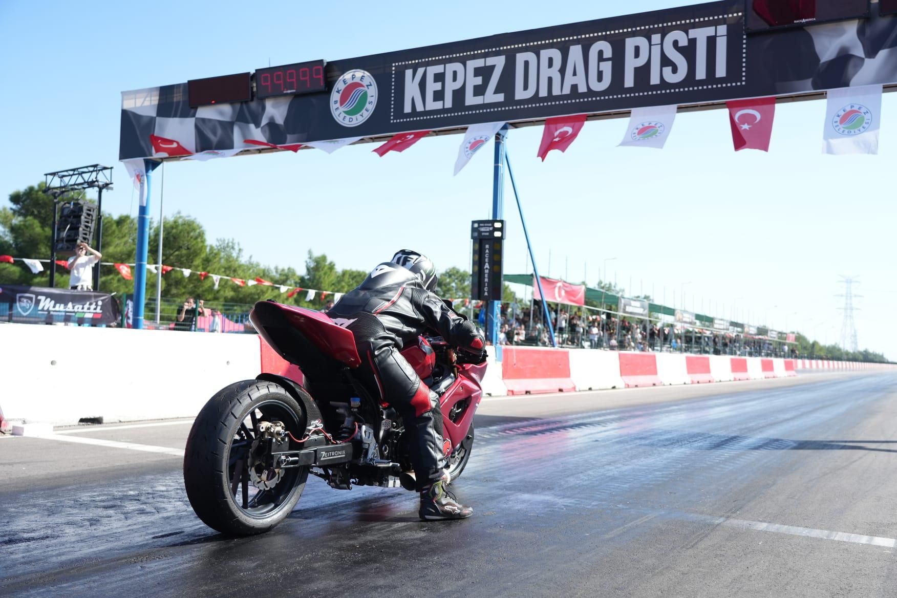 Kepezde Motodrag Yarislari Buyuk Heyecanla Suruyor 9