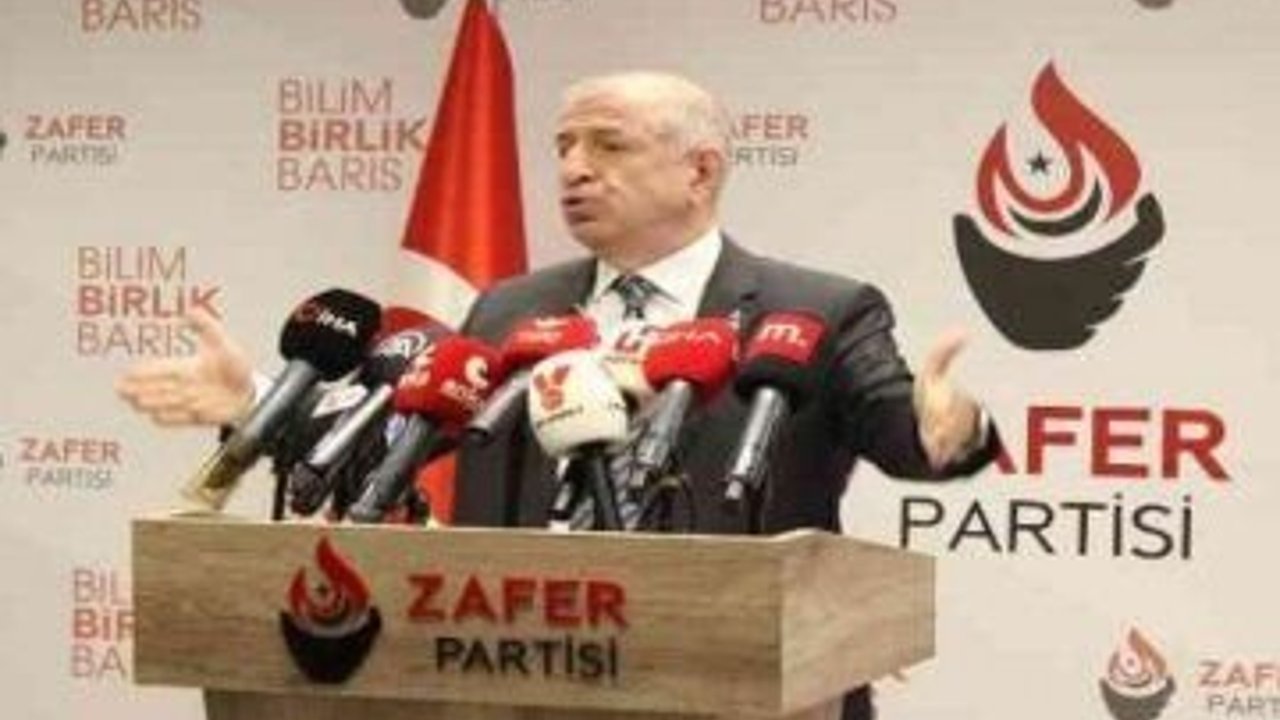 Zafer Partisi listeyi teslim etti