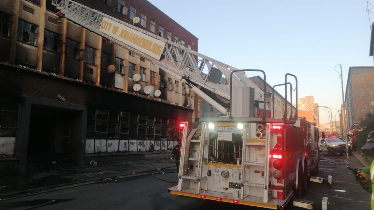 Güney Afrika’da binada yangın: 58 ölü