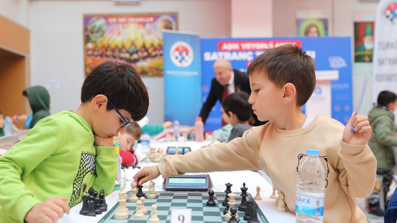 Büyükşehir'den Aşık Veysel anısına satranç turnuvası